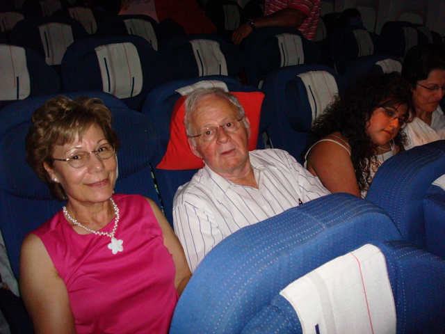 Suad, Fuad, Hope, Minerva on the plane to Paris (sy)