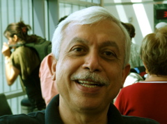 Bill waiting at SFO airport (rw)