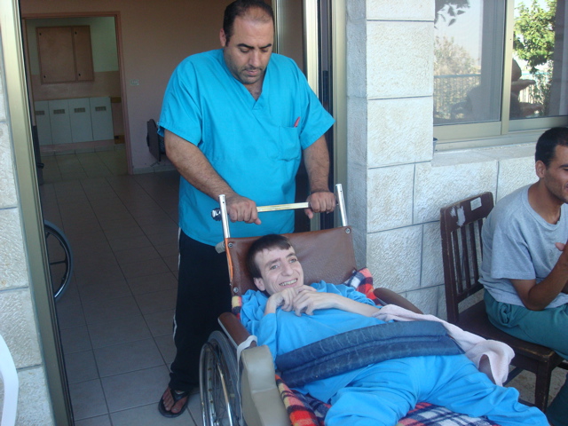 What a wonderful smile, at the Four Homes of Mercy in Bethany (sy)