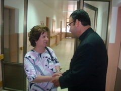 Father Samer saying goodbye at the Four Homes of Mercy in Bethany (sy)