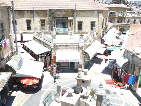 Muristan fountain square, from roof of Papa Andrea's Restaurant (rw)