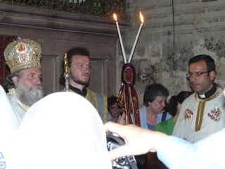 Father Samer with the Bishop beginning Liturgy at the Holy Sepulchre (rw)