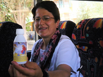 Minerva with holy water from Church of the Annunciation, Mary's well, Nazareth (rw)