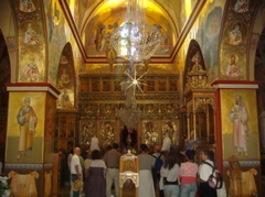 We visit the chapel of the Monastery of Transfiguration on Mount Tabor (hs)