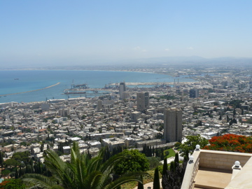 Haifa Harbor, from the upper Baha'i garden lookout (rw)